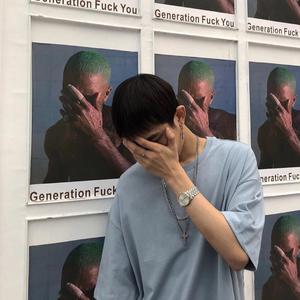 小娻孑在卧室里被躁
