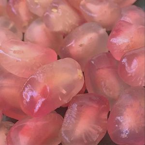 小娻孑在卧室里被躁
